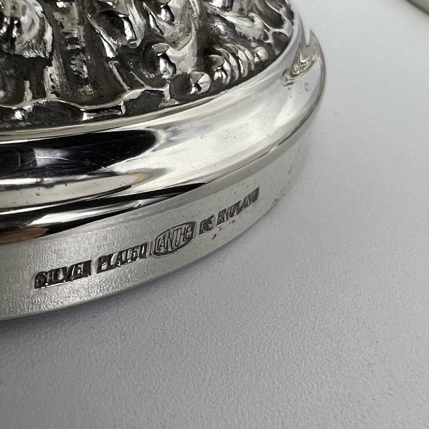 Vaso portafiori antico in argento sheffield silver plated ciotola fiori anni 40 Categoria Sheffield & Argento
