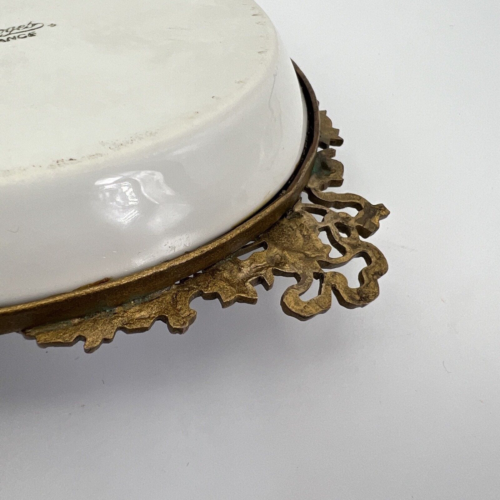 Vassoietto piatto vassoio vintage antico in porcellana Limoges e ottone fiori Categoria  Piatti Vassoio