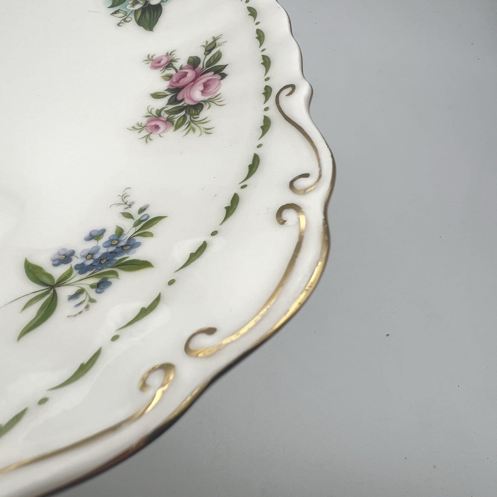 Vassoio piatto torta in porcellana Royal Albert con mesi Flower Of The Month Categoria  Piatti Vassoio