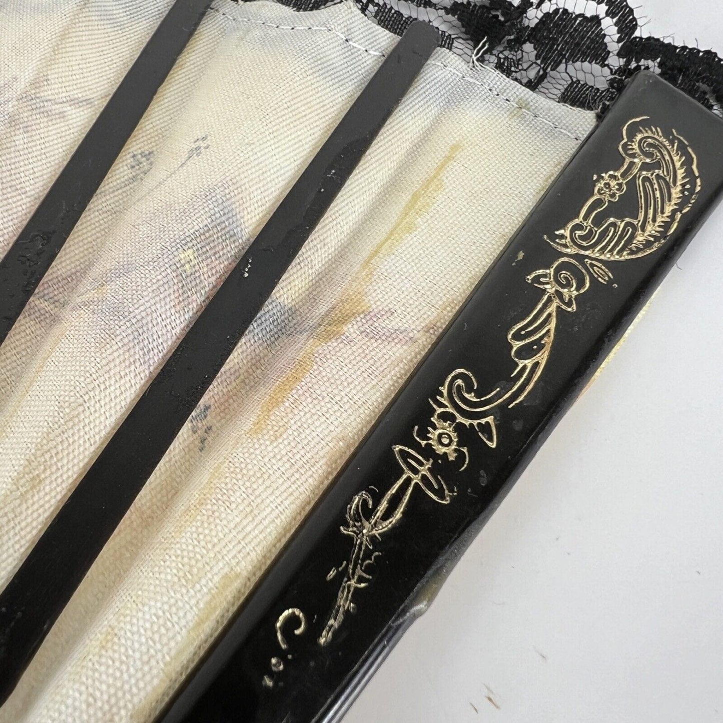 Ventaglio giapponese vintage pieghevole per signora in stoffa dipinto merletto Categoria Ventagli