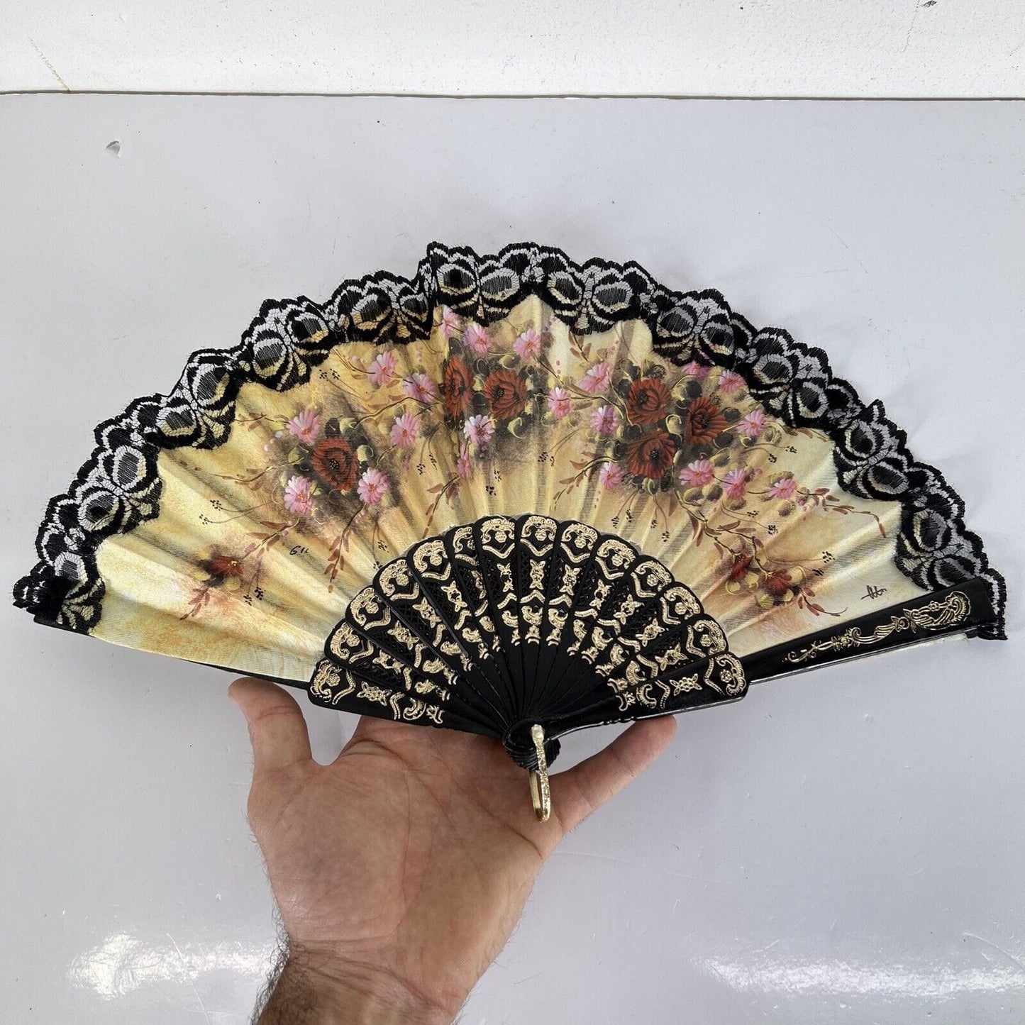 Ventaglio giapponese vintage pieghevole per signora in stoffa dipinto merletto Categoria Ventagli