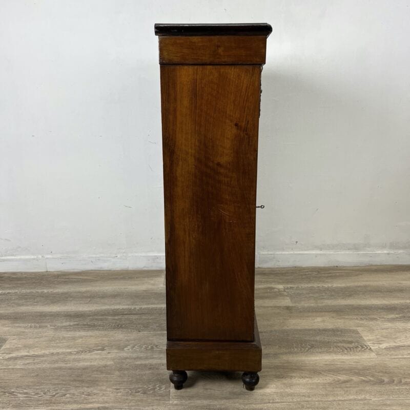 Vetrina Antica epoca 800 Vetrinetta Cristalliera libreria stile vittoriano Categoria Arredamento