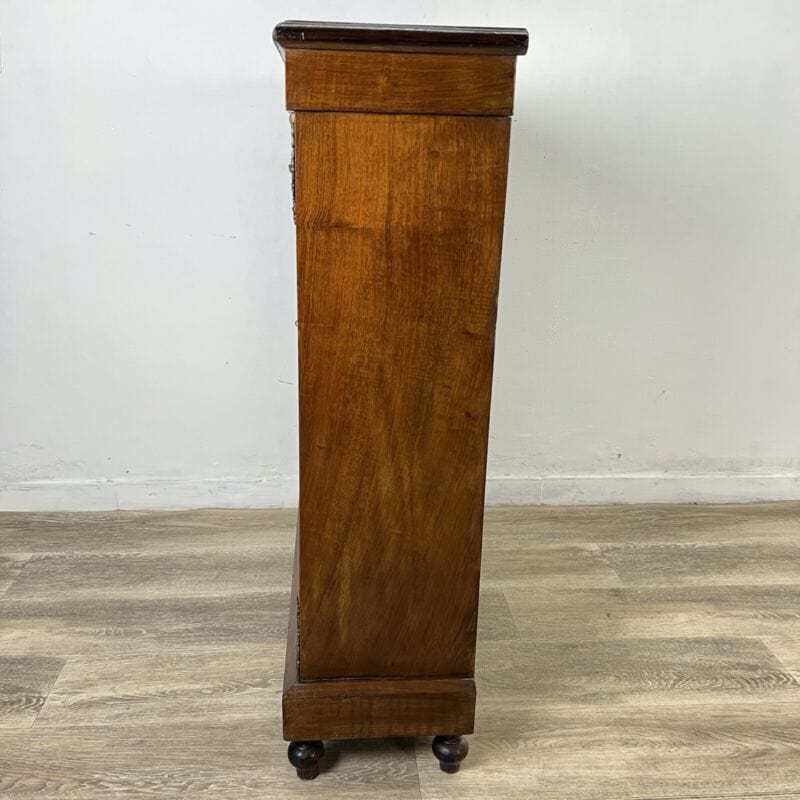 Vetrina Antica epoca 800 Vetrinetta Cristalliera libreria stile vittoriano Categoria Arredamento