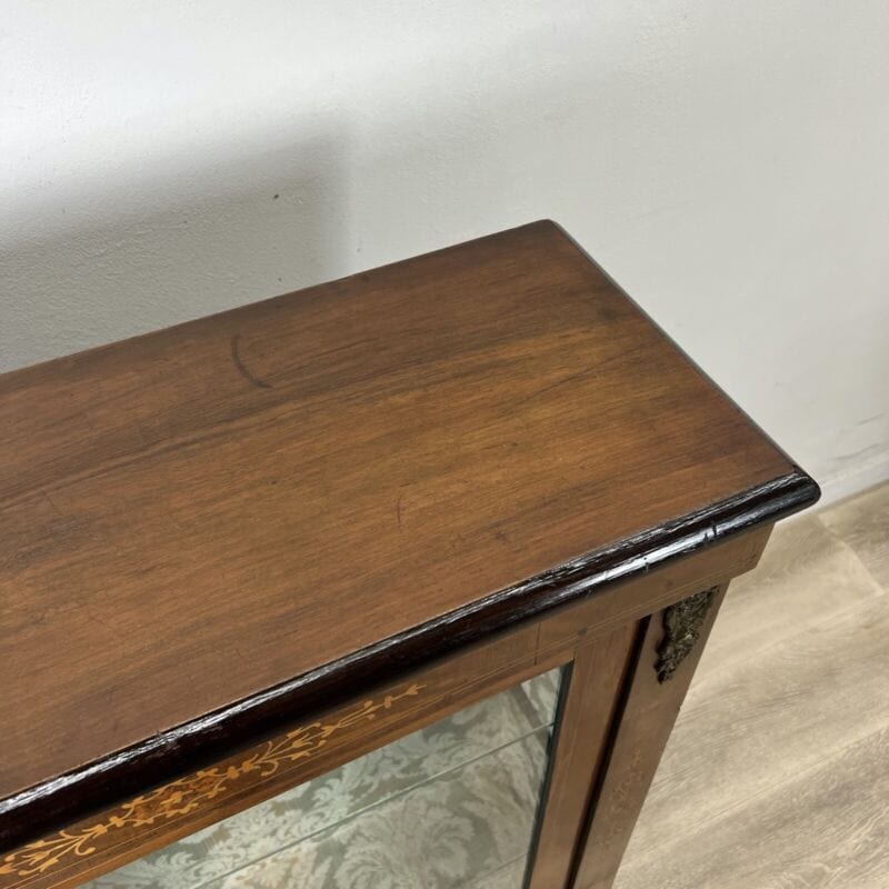 Vetrina Antica epoca 800 Vetrinetta Cristalliera libreria stile vittoriano Categoria Arredamento