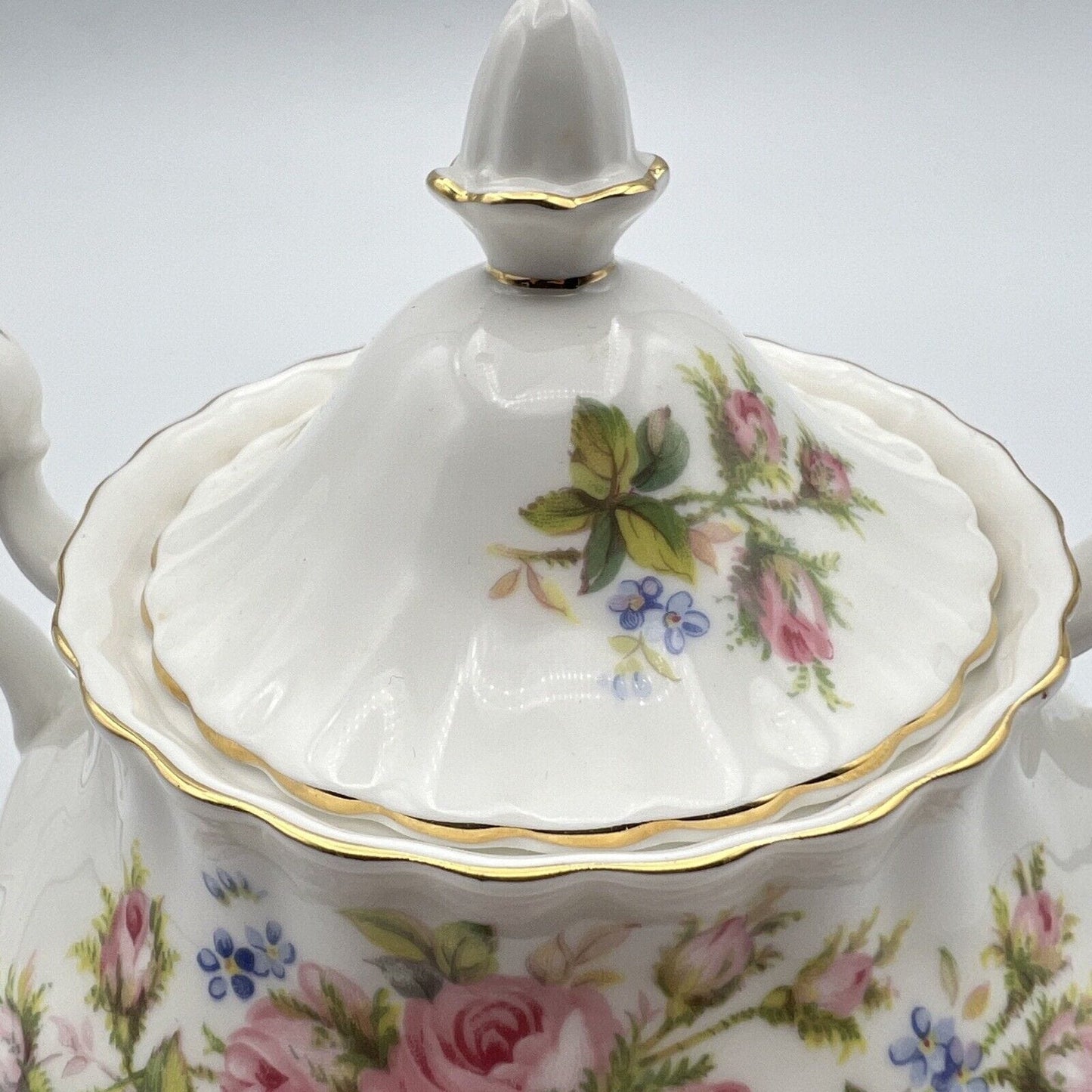 Zuccheriera inglese in porcellana Vintage Royal Albert servizio Moss Rose 1956 Categoria Servizio tazze - Tazze