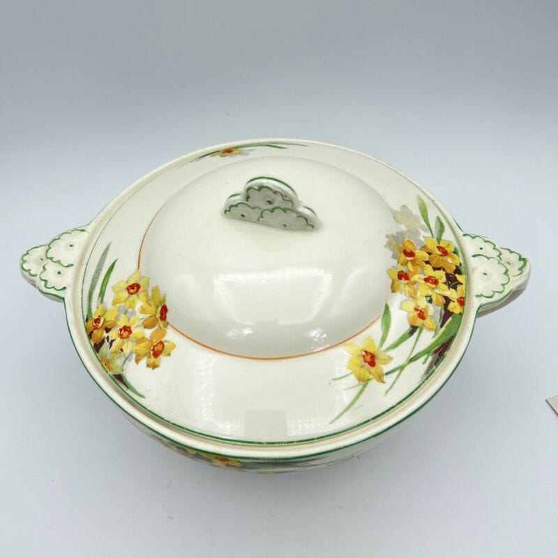 Zuppiera antica inglese in ceramica Legumiera d'epoca stile art Decò Narcisi '20 Categoria Zuppiere