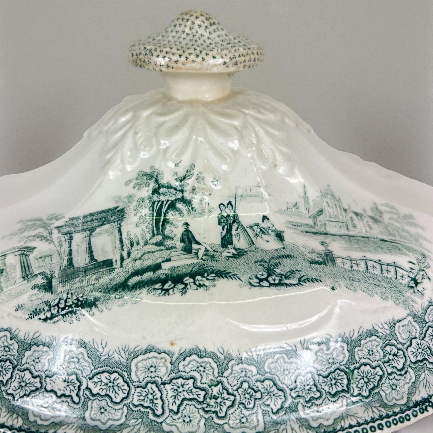 Zuppiera antica inglese in ceramica Legumiera epoca 800 Vittoriana bianca verde Categoria Zuppiere