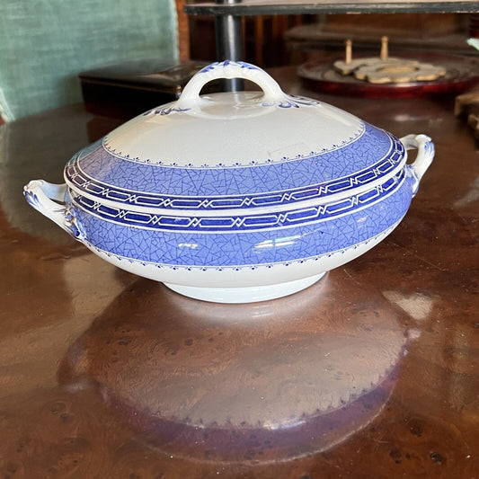 Zuppiera antica inglese in ceramica Legumiera epoca 900 bianca Blu Centrotavola Categoria Zuppiere