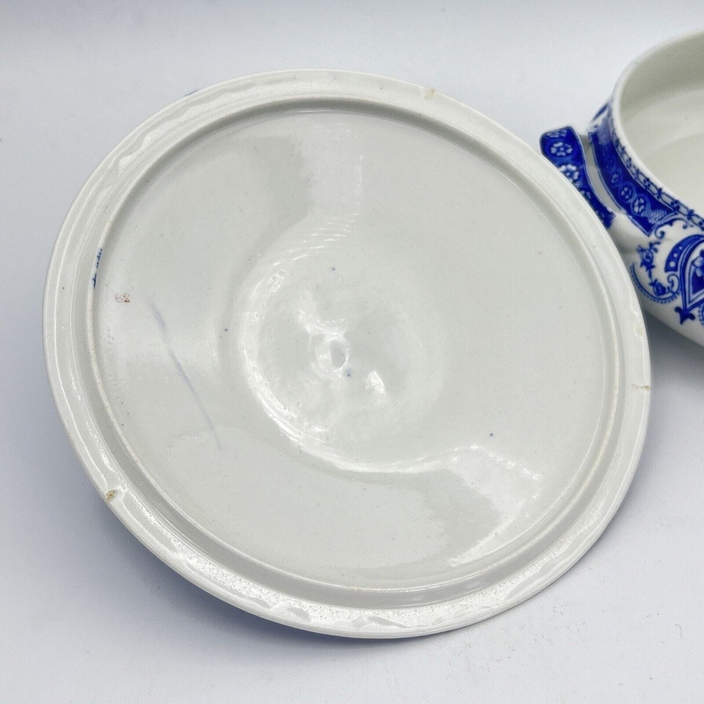 Zuppiera antica inglese in ceramica Legumiera epoca 900 bianca Blu Centrotavola Categoria Zuppiere