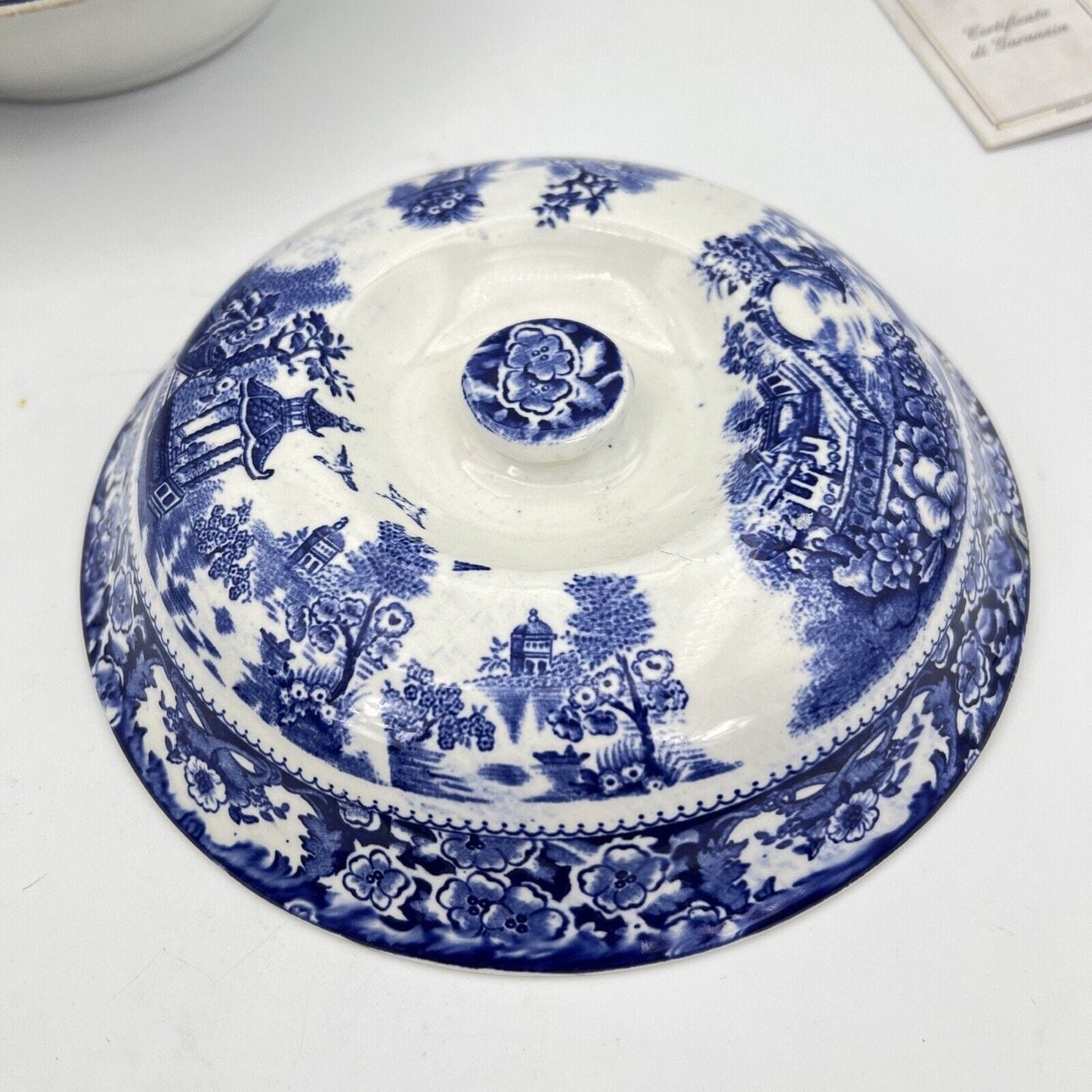 Zuppiera antica inglese in ceramica Legumiera epoca 900 Bianca Blu serie Willow Categoria Zuppiere