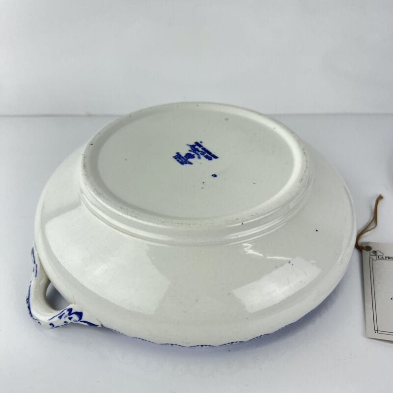 Zuppiera antica inglese in ceramica vecchia legumiera d'epoca bianca blu 900 Categoria Ceramiche e Porcellane