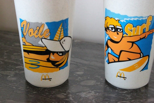 2 BORRACCE PLASTICA MCDONALDS ANNI 90 VINTAGE MCDONALD 'S DRINKING PLASTIC CUPS Vintage
