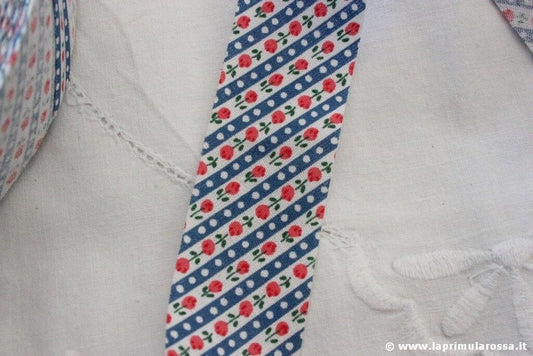 20 MT. DI SBIECO VINTAGE IN COTONE NASTRO PER BORDURA FIORI CUCITO PASSAMANERIA Corredo Pizzi e Tessuti