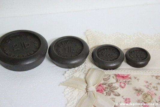 4 PESI ANTICHI IN FERRO X BILANCIA 2lb 1lb CRANE W HAMPTON WEIGHTS FOR SCALE Attrezzi e Strumenti