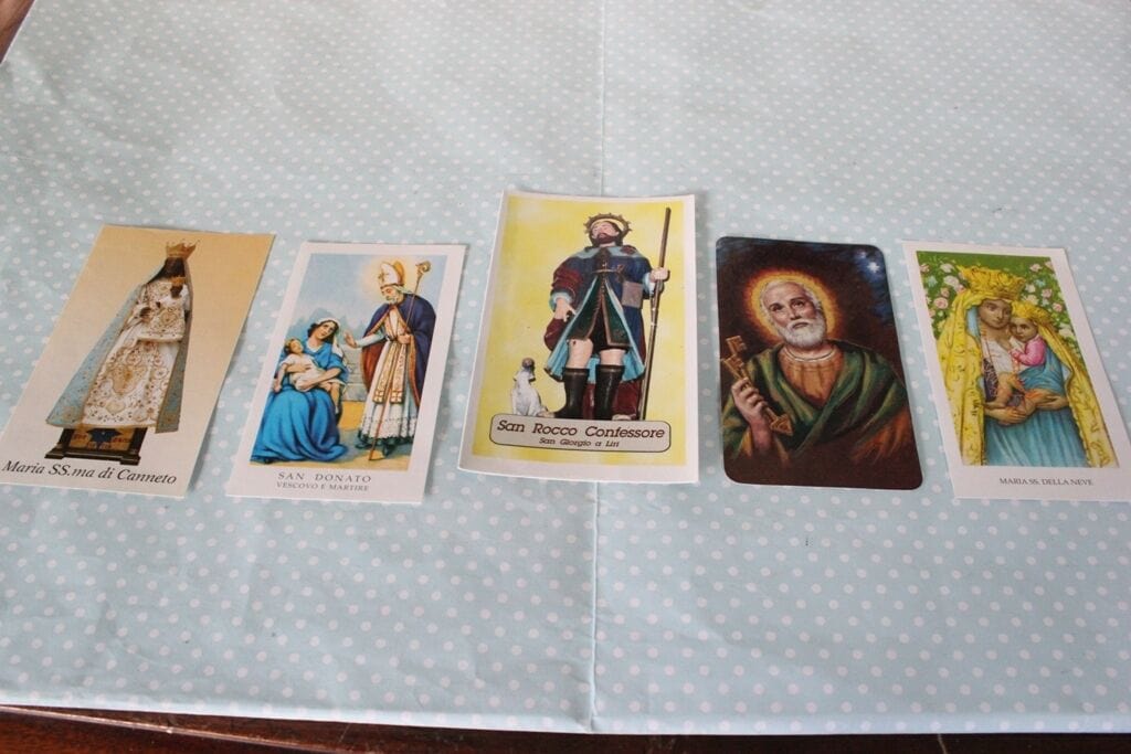 5 SANTINI D'EPOCA MARIA CANNETO - SAN DONATO - S. ROCCO - MARIA SS. DELLA NEVE Oggetti sacri - rosari