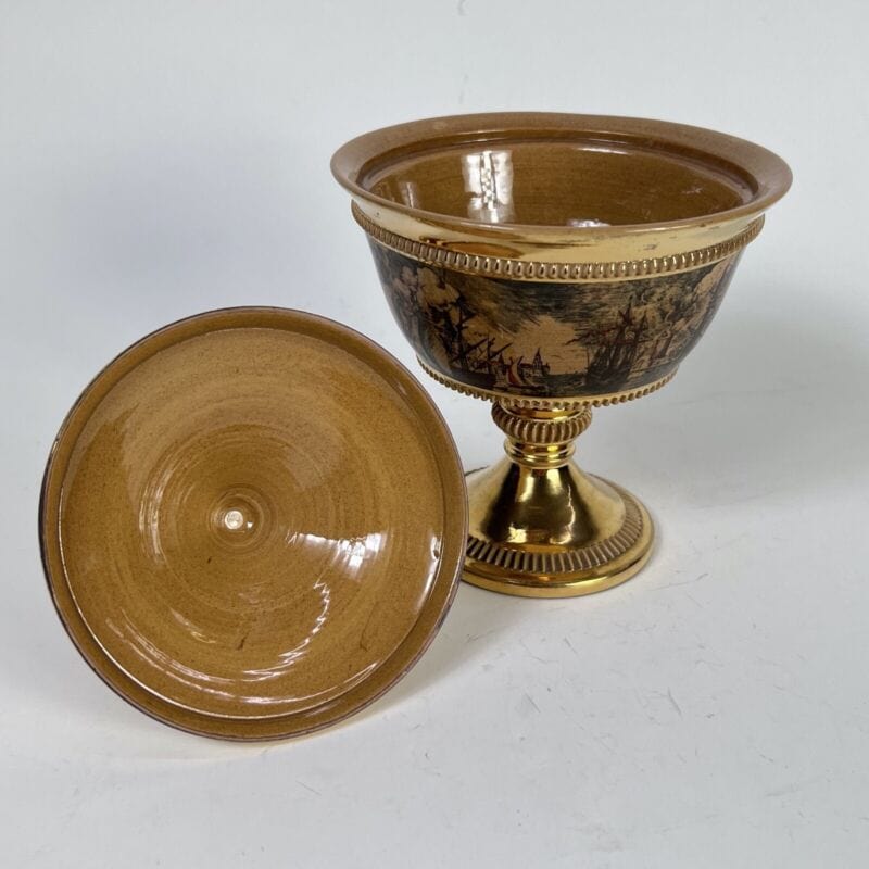 Antica alzata alzatina a calice con coperchio oro porta bon bon potiche vaso Ceramiche e Porcellane