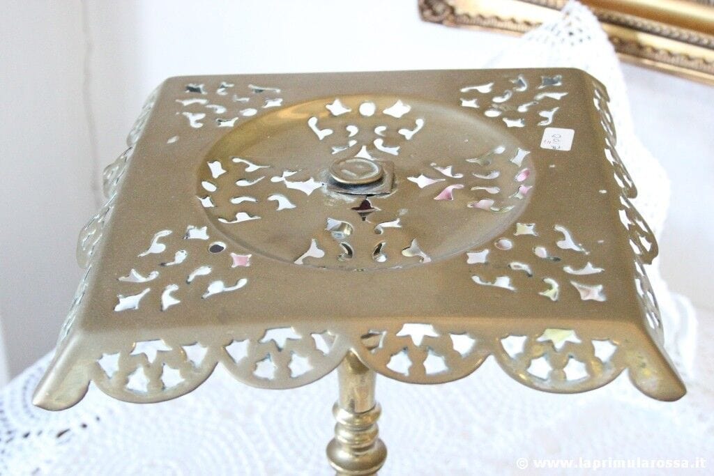 ANTICA ALZATA IN OTTONE X BOLLITORE H cm 25 VINTAGE BRASS KETTLE STAND Ottone