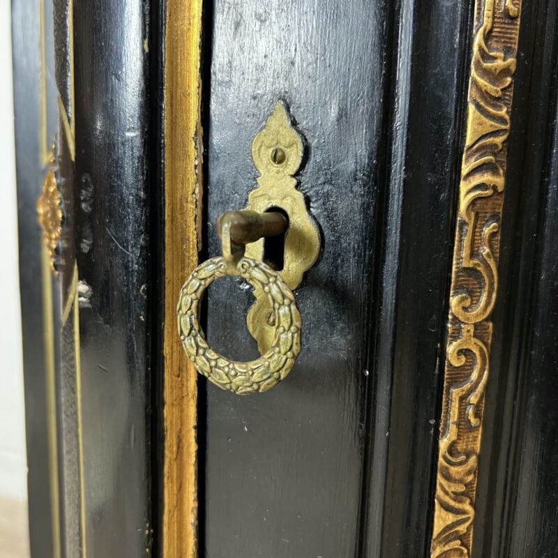 Antica credenza Napoleone III in stile Boulle legno ebanizzato nero e Dipinti Arredamento