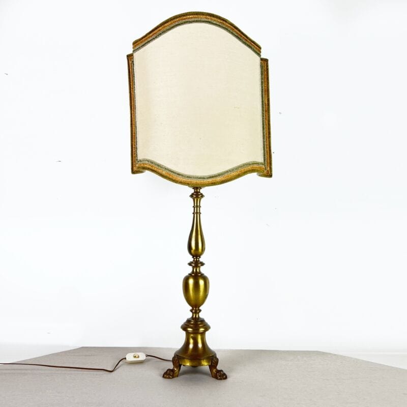 Antica lampada da tavolo in Bronzo dorato con piedi di Leone Paralume Sagomato Lampade Appliques