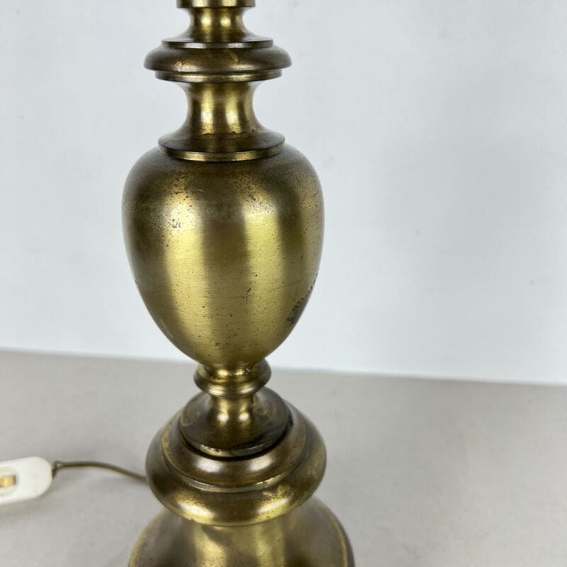 Antica lampada da tavolo in Bronzo dorato con piedi di Leone Paralume Sagomato Lampade Appliques