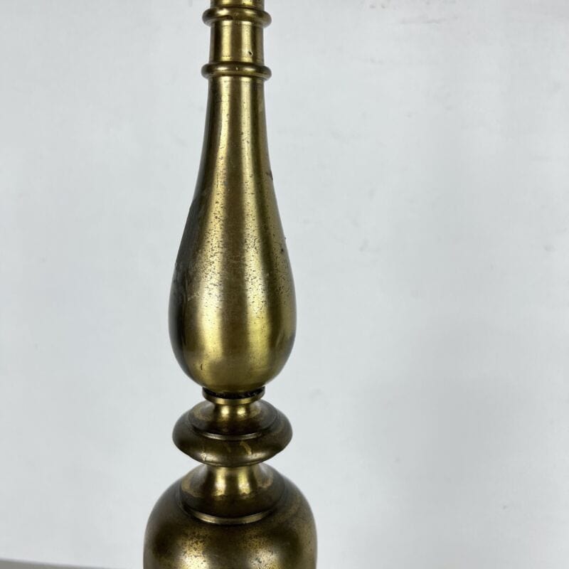 Antica lampada da tavolo in Bronzo dorato con piedi di Leone Paralume Sagomato Lampade Appliques