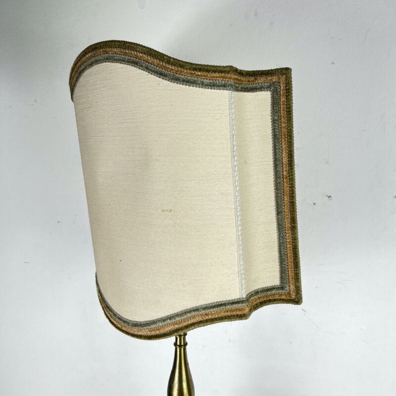 Antica lampada da tavolo in Bronzo dorato con piedi di Leone Paralume Sagomato Lampade Appliques