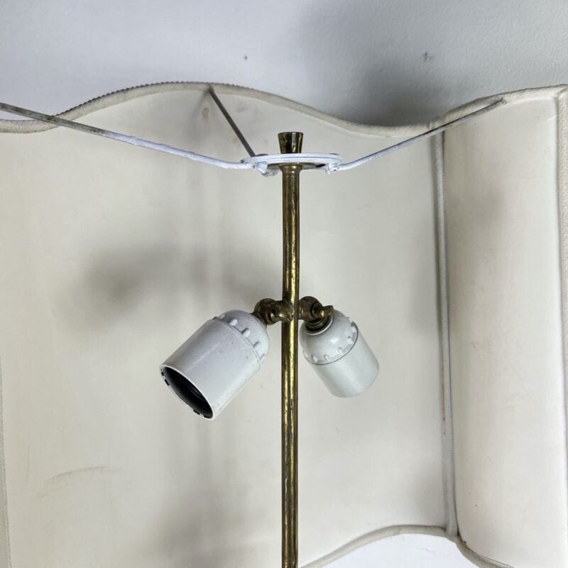 Antica lampada da tavolo in Bronzo dorato con piedi di Leone Paralume Sagomato Lampade Appliques