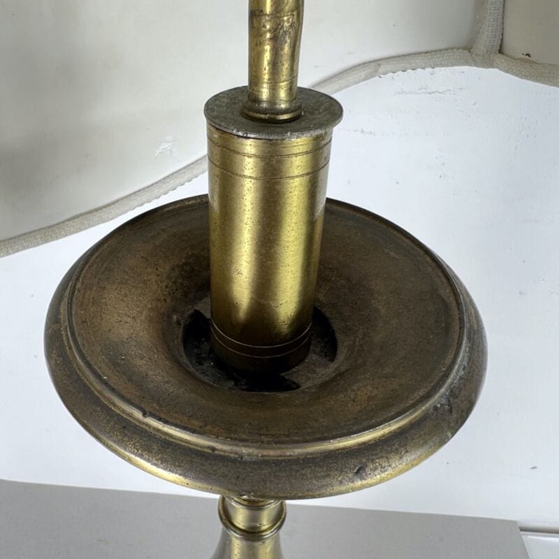 Antica lampada da tavolo in Bronzo dorato con piedi di Leone Paralume Sagomato Lampade Appliques