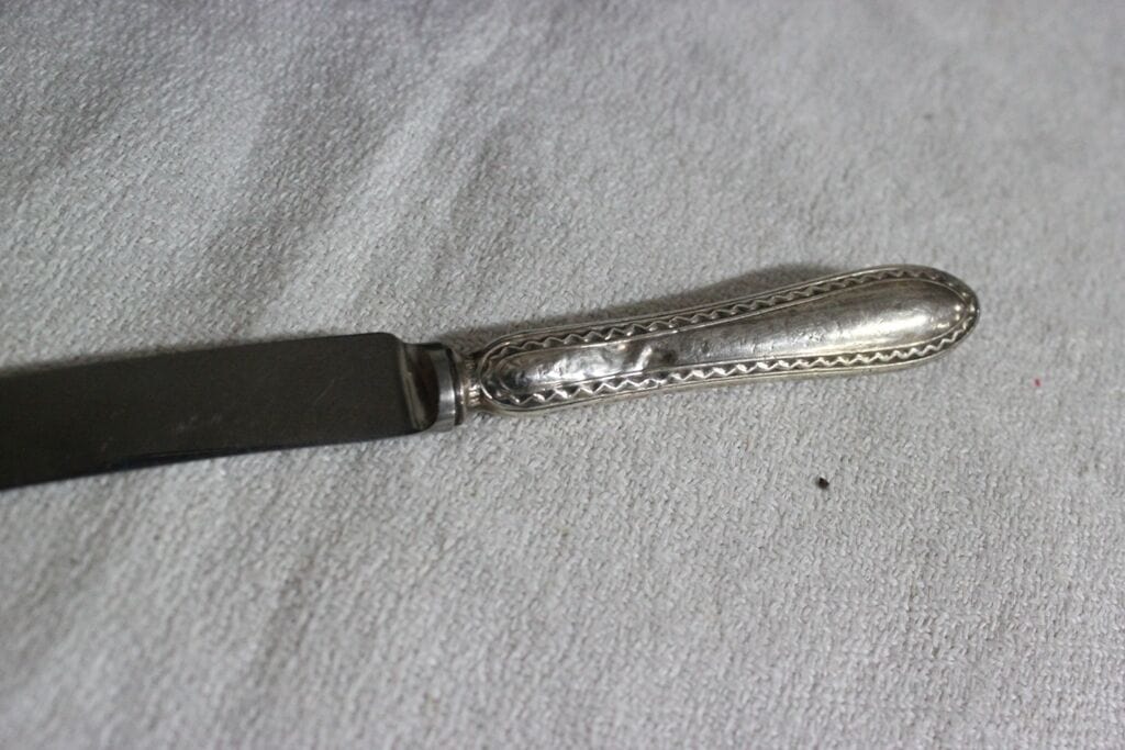 ANTICA POSATA IN ARGENTO STERLING COLTELLO VINTAGE DA BURRO COLTELLINO Sheffield & Argento