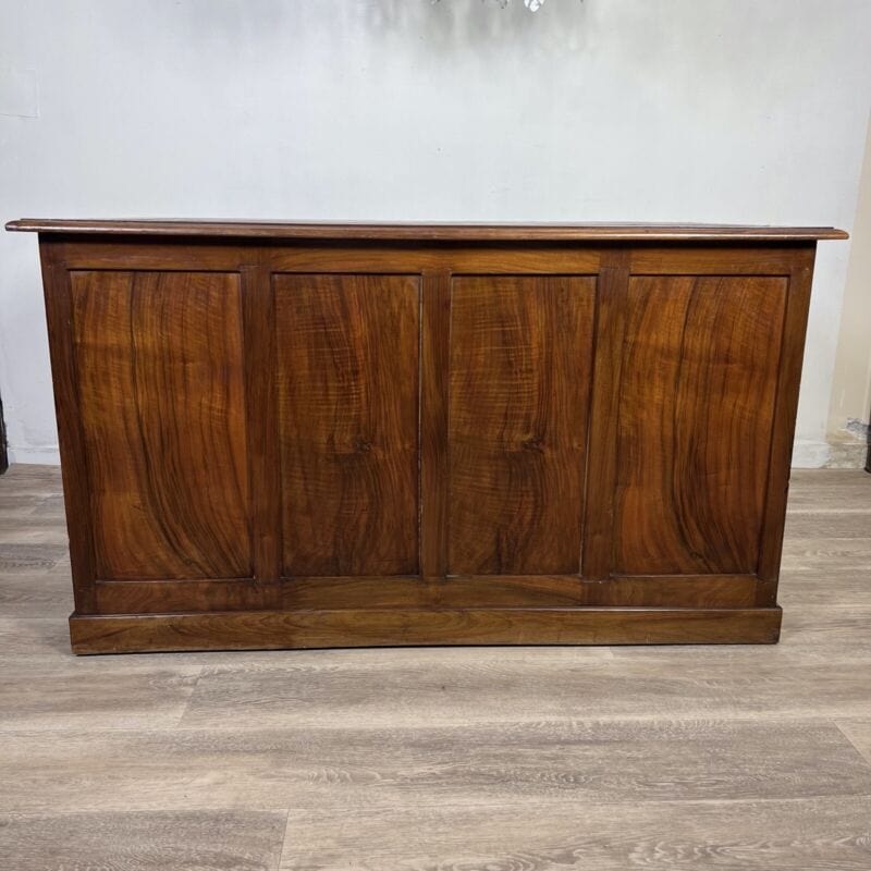 Antica scrivania scrittoio classica tavolo da ufficio in legno con piano pelle Arredamento