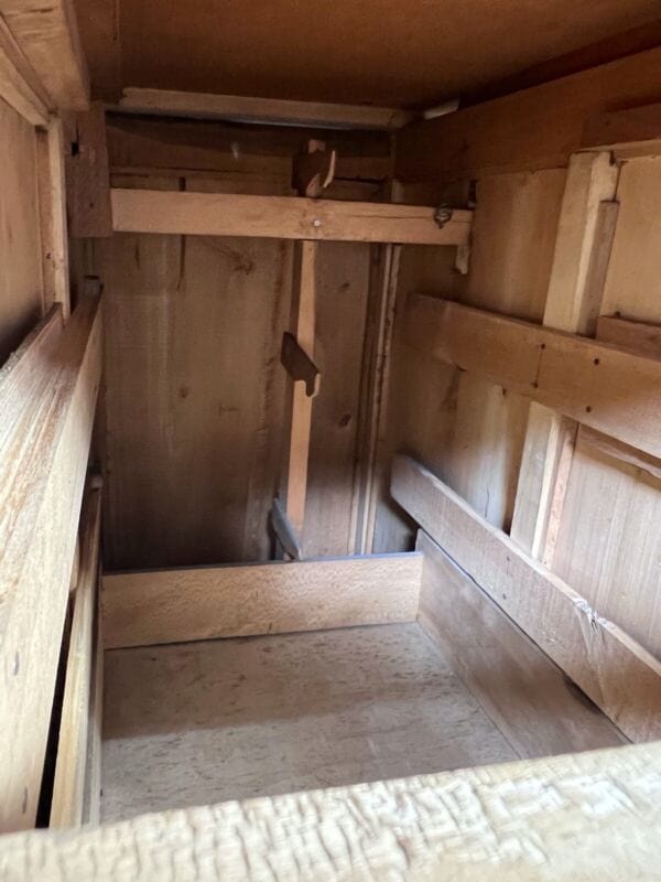 Antica scrivania scrittoio classica tavolo da ufficio in legno con piano pelle Arredamento