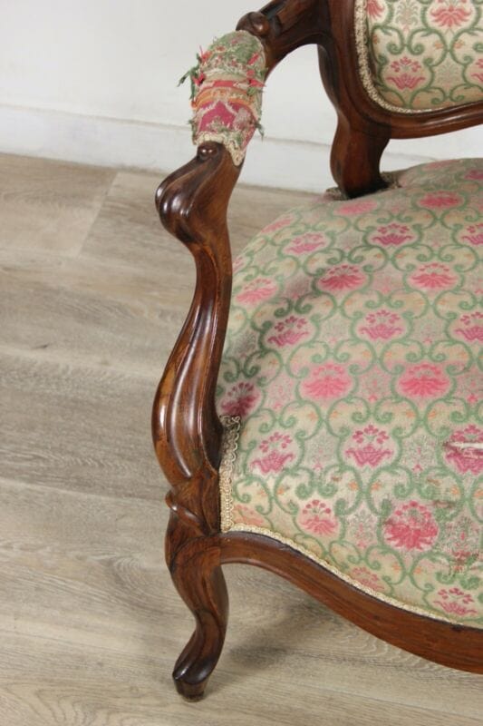 Antica sedia imbottita con braccioli poltrona poltroncina vintage in legno noce Arredamento