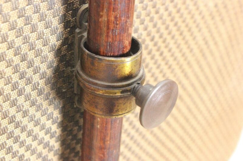 Antico schermo da camino para calore in legno con pannello arazzo regolabile 800 Camino - Parascintille
