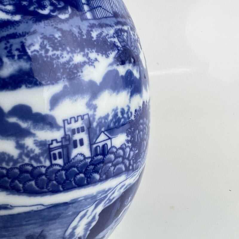 Antico Uovo in Ceramica Royal Copenhagen decoro bianco blu Stile Danese Vintage Ceramiche e Porcellane