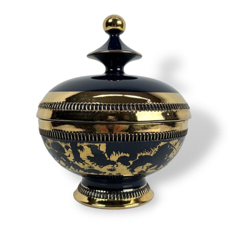 Orecchini con pendente a cubi Kaaba – Bijoux Orecchini con pendente a cubi Kaaba – Bijoux