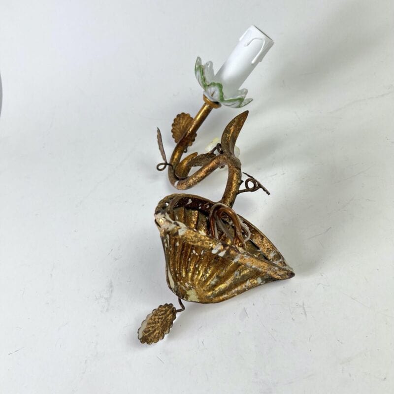 Applique antico stile liberty Lampada metallo dorato metallo oro e porcellana Lampade Appliques