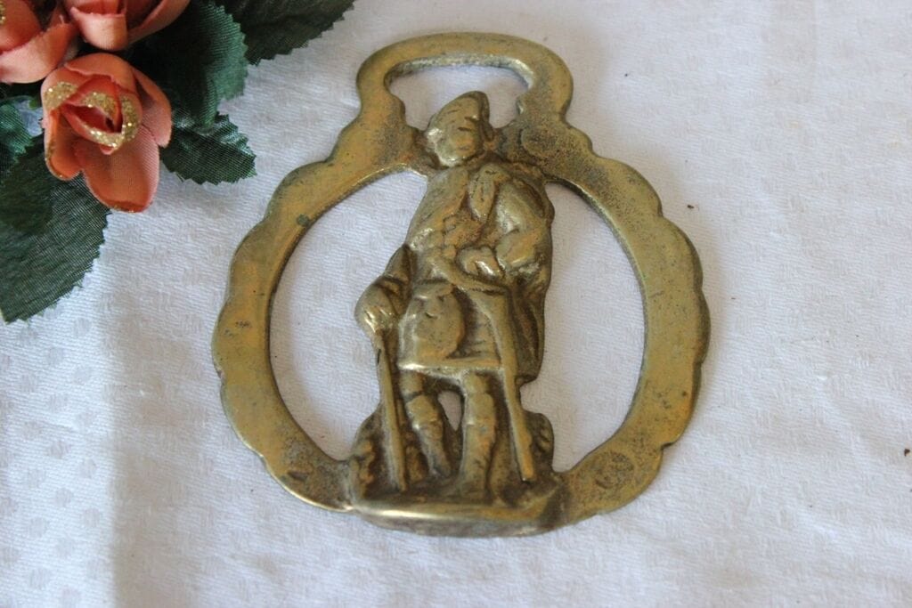 CACCIATORE VECCHIO FINIMENTO IN OTTONE PER CAVALLI /OLD HORSE BRASS Ottone