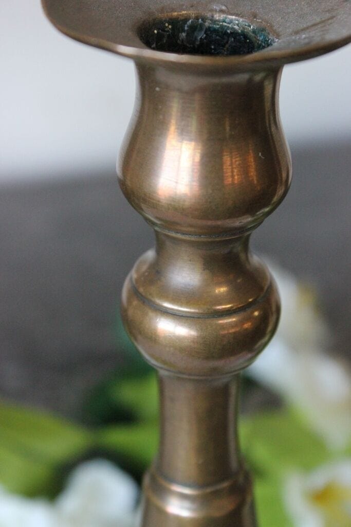 CANDELIERE D'EPOCA IN OTTONE H cm 24 CANDELABRO VINTAGE BRASS CANDLESTICK Ottone