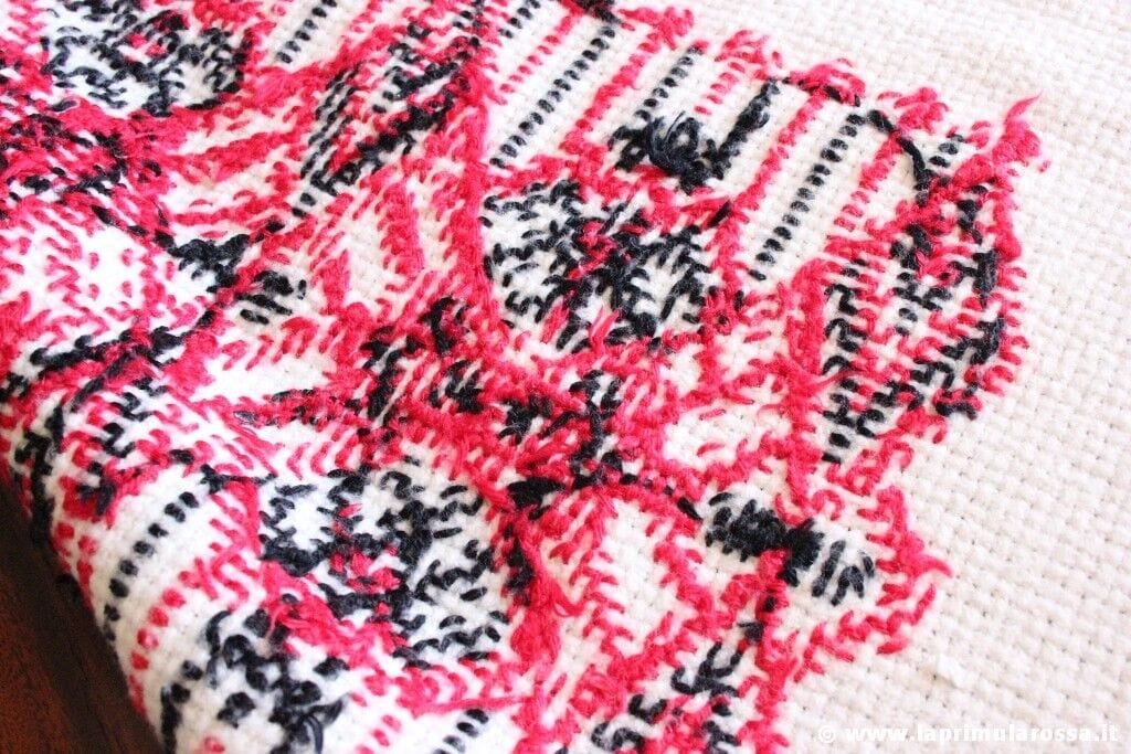 CENTRO VINTAGE CON RICAMO PUNTO CROCE cm 91x47 STRISCIA VINTAGE CROSS STITCH Corredo Pizzi e Tessuti