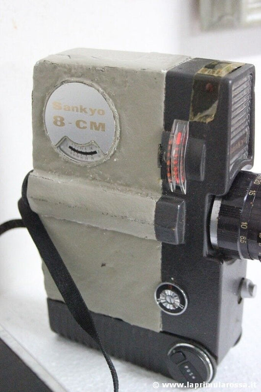 CINEPRESA VINTAGE SANKYO 8-CM CON ZOOM PRONON 8,5-26mm. f1,8.+ CUSTODIA Lenti-Cannocchiali-Occhiali