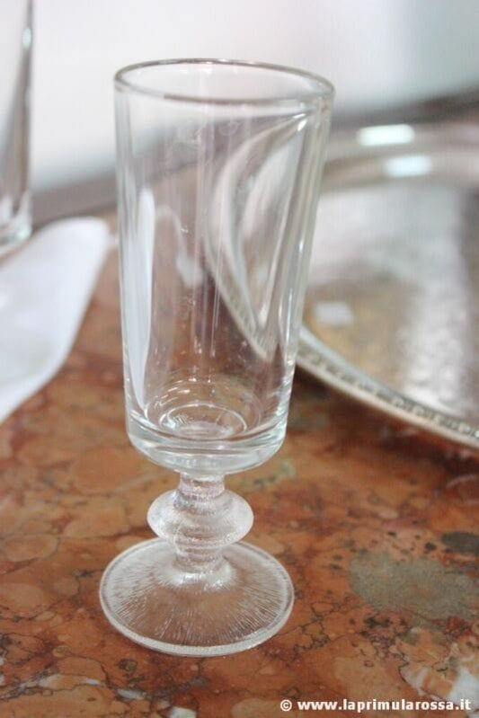 CINQUE BICCHIERI CALICE VINTAGE IN VETRO - VINTAGE ITALIAN GLASSES DRINKS Vetri e Cristalli