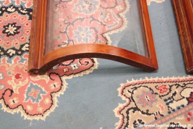 COPPIA DI ANTE D'EPOCA IN VETRO BOMBATO - SPORTELLI DI VETRINA LIBERTY IN LEGNO Complementi d'arredo