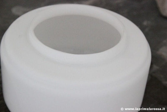 COPPIA DI BOCCE ANNI '70 IN VETRO OPALE X LAMPADA - RICAMBI VINTAGE X LAMPADARIO Lampade Appliques