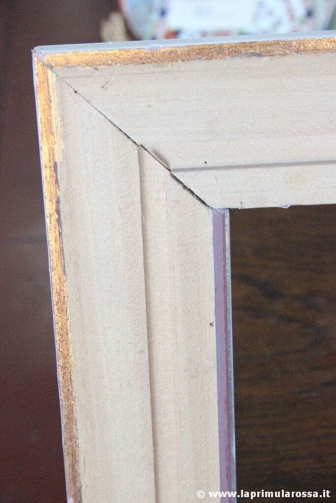 CORNICE VINTAGE IN LEGNO DIPINTA DI BIANCA STILE SHABBY CON INTAGLI cm70X80 Complementi d'arredo