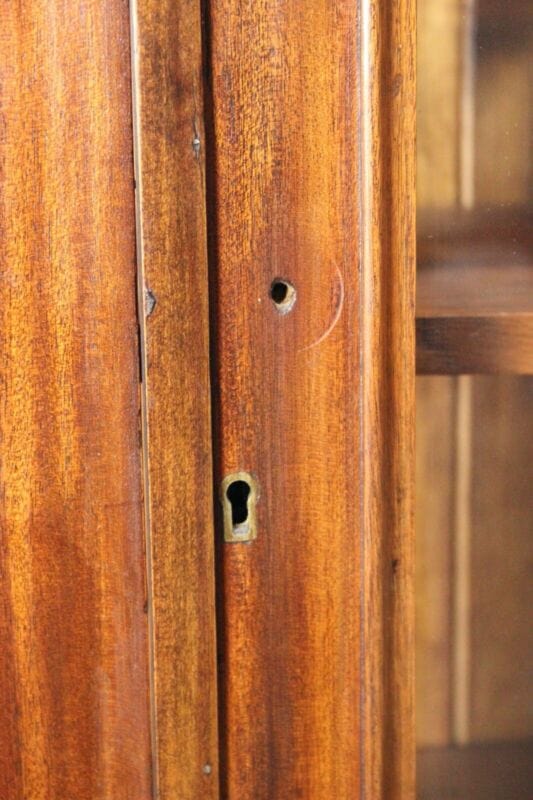 Credenza antica mobile libreria vetrina d'epoca 800 inglese in legno di noce Arredamento