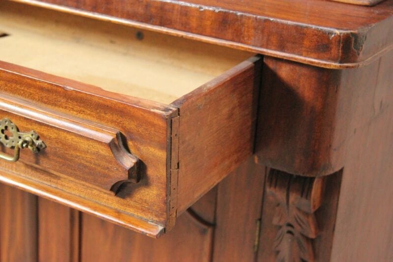Credenza antica mobile libreria vetrina d'epoca 800 inglese in legno di noce Arredamento