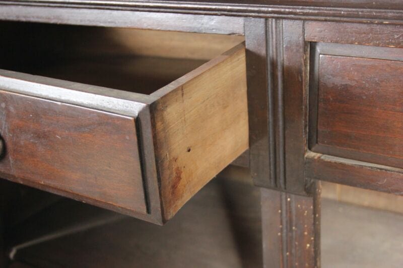 Credenza servante antica mobile intagliato in legno di noce d'epoca inglese Arredamento