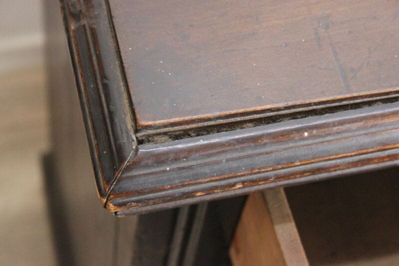 Credenza servante antica mobile intagliato in legno di noce d'epoca inglese Arredamento