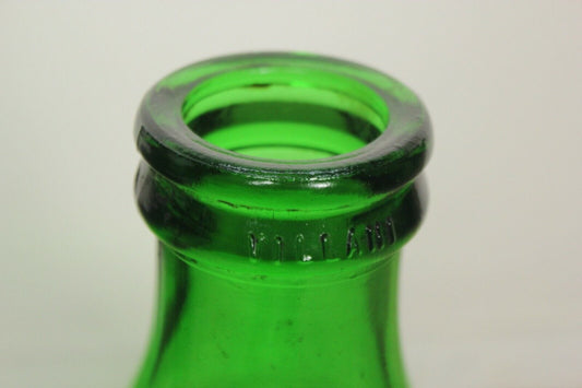 Damigiana in vetro da 54 litri antica vecchio boccione verde per vino villani . Vetri e Cristalli