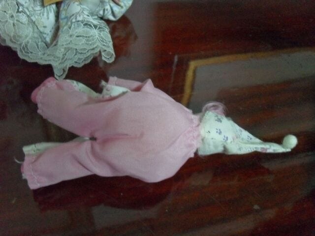 DUE BAMBOLINE VINTAGE IN PORCELLANA CAPODIMONTE - TWO ITALIAN VINTAGE DOLLS Ceramiche e Porcellane